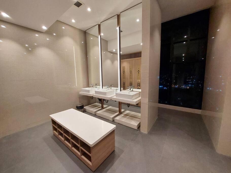 D1Mension 3Br Luxury Condo City Center In Dist 1 Πόλη Χο Τσι Μινχ Εξωτερικό φωτογραφία